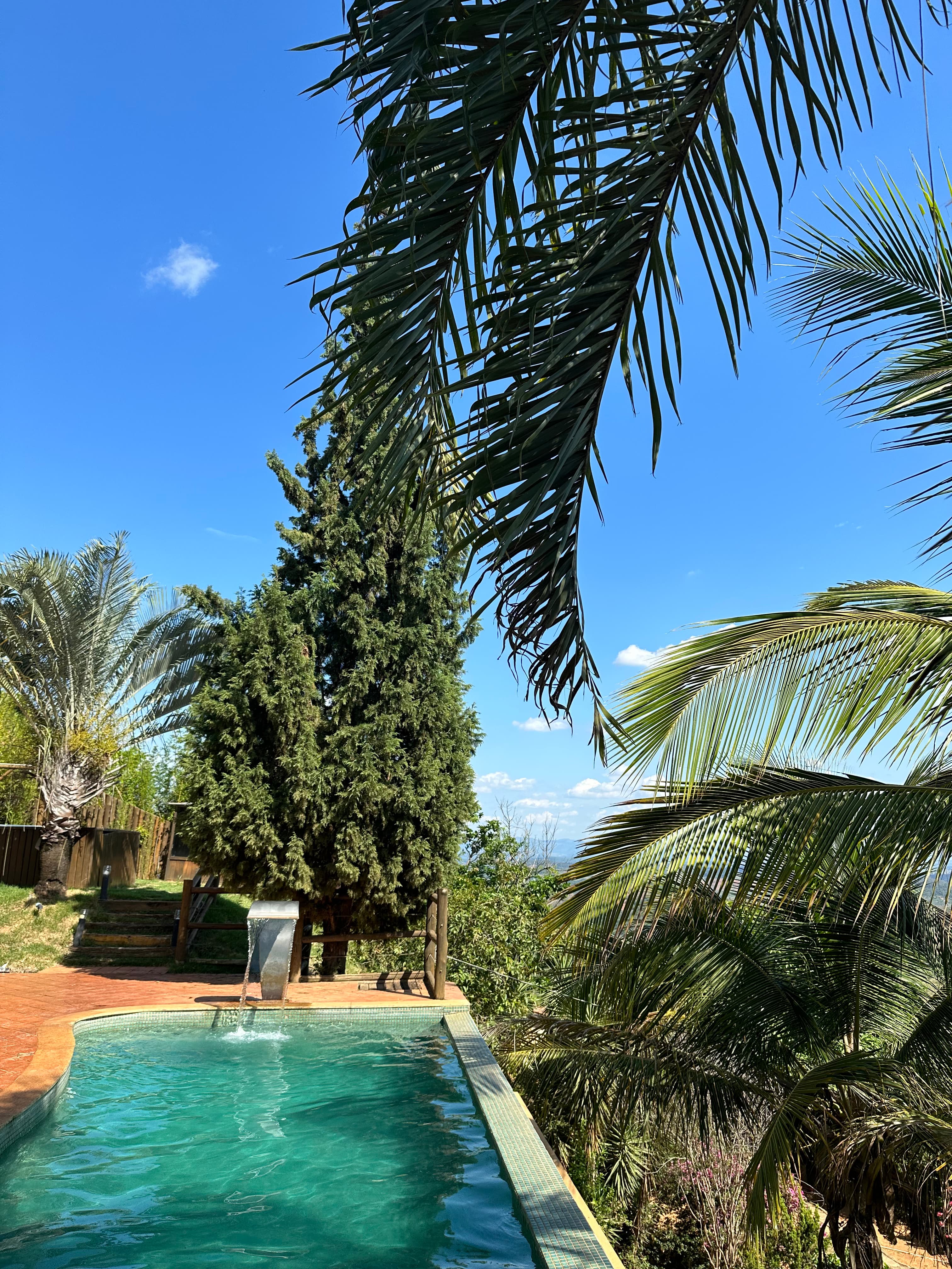 Piscina de borda infinita
